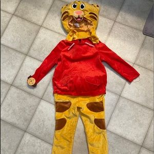 Daniel Tiger Halloween Costume